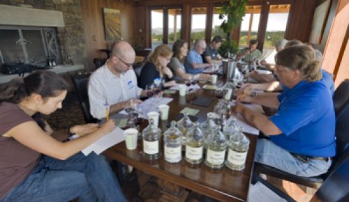 A panel of 12 tasters determine if they can detect a difference between Doe Ridge Vineyard s Biodynamic and LIVE blocks at Grand Cru Estates near Yamhill. A panel of 12 tasters determine if they can detect a difference between Doe Ridge Vineyard s Biodynamic and LIVE blocks at Grand Cru Estates near Yamhill.